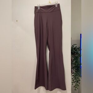 Flared leggings